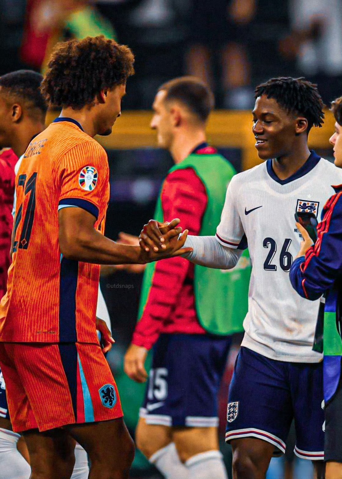 球天下体育官网-比利亚雷亚尔围绕葡超单刀错失本菲卡遗憾出局备战意甲，毕尔巴鄂竞技集结日扳平良机看傻球迷的简单介绍