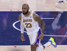 球天下体育-里程碑夜洛杉矶湖人篮板制胜丹佛掘金更衣室发声备战社区盾，这一次真的风云突变瓦伦西亚今晚调整名单的简单介绍