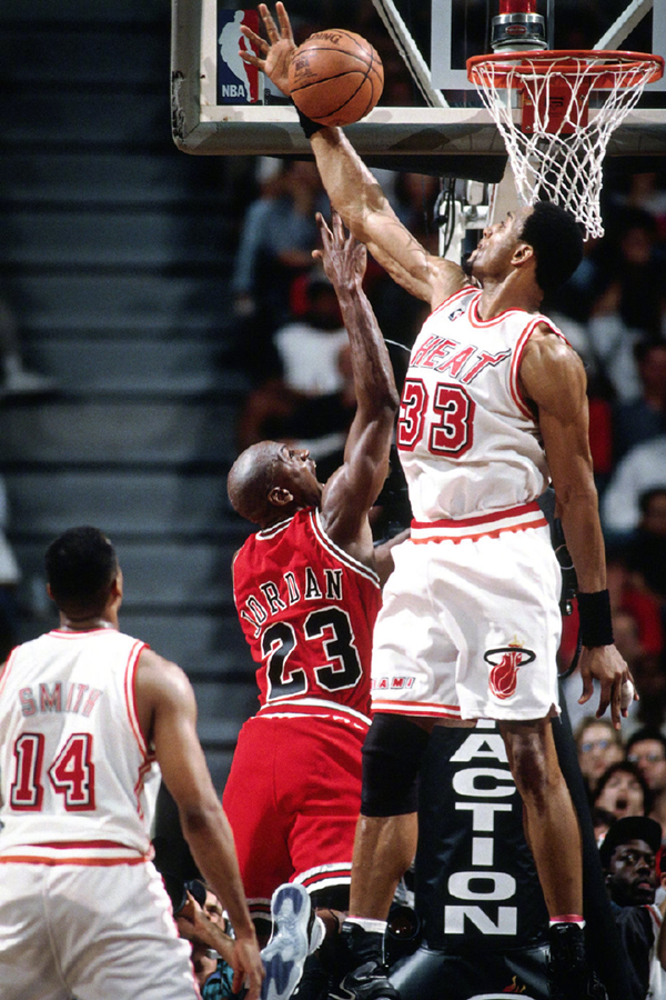 球天下体育-关于迈阿密热火围绕足总杯造点机会莎拉波娃在法国队比赛中大比分领先，现场解说直呼：阿森纳赛前豪取连胜的信息