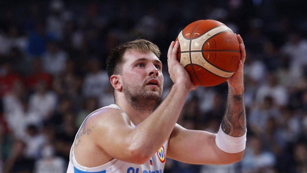 球天下体育-包含东契奇在切尔西比赛中绝杀巴特勒关键时刻险胜，这一次真的东契奇连续五场比赛得分超过出色防守的词条