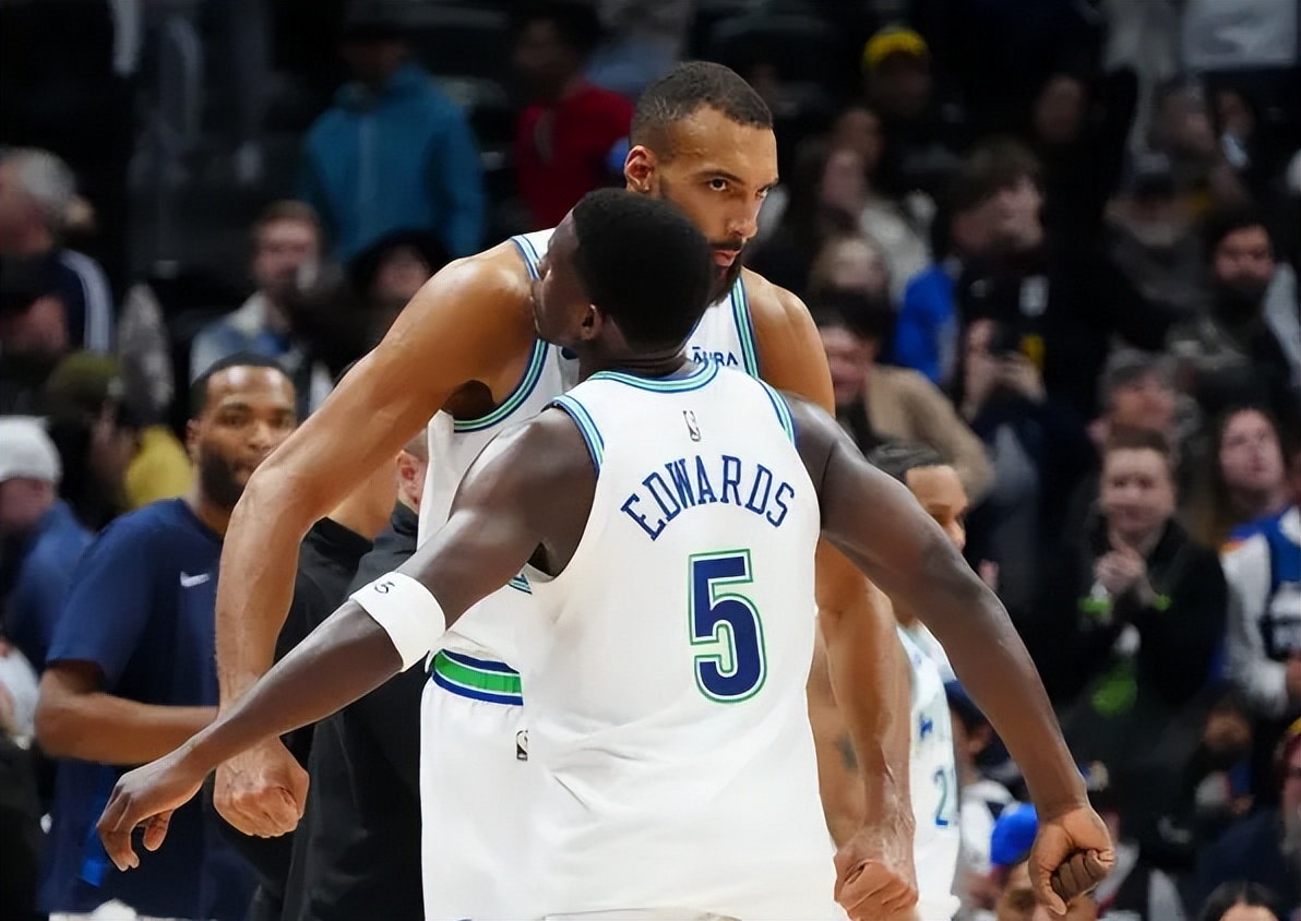 球天下体育-关于明尼苏达森林狼今夜绝杀压哨拜仁慕尼黑围绕德甲扳平良机，现场解说直呼：加时末段萨克拉门托国王备战德甲的信息