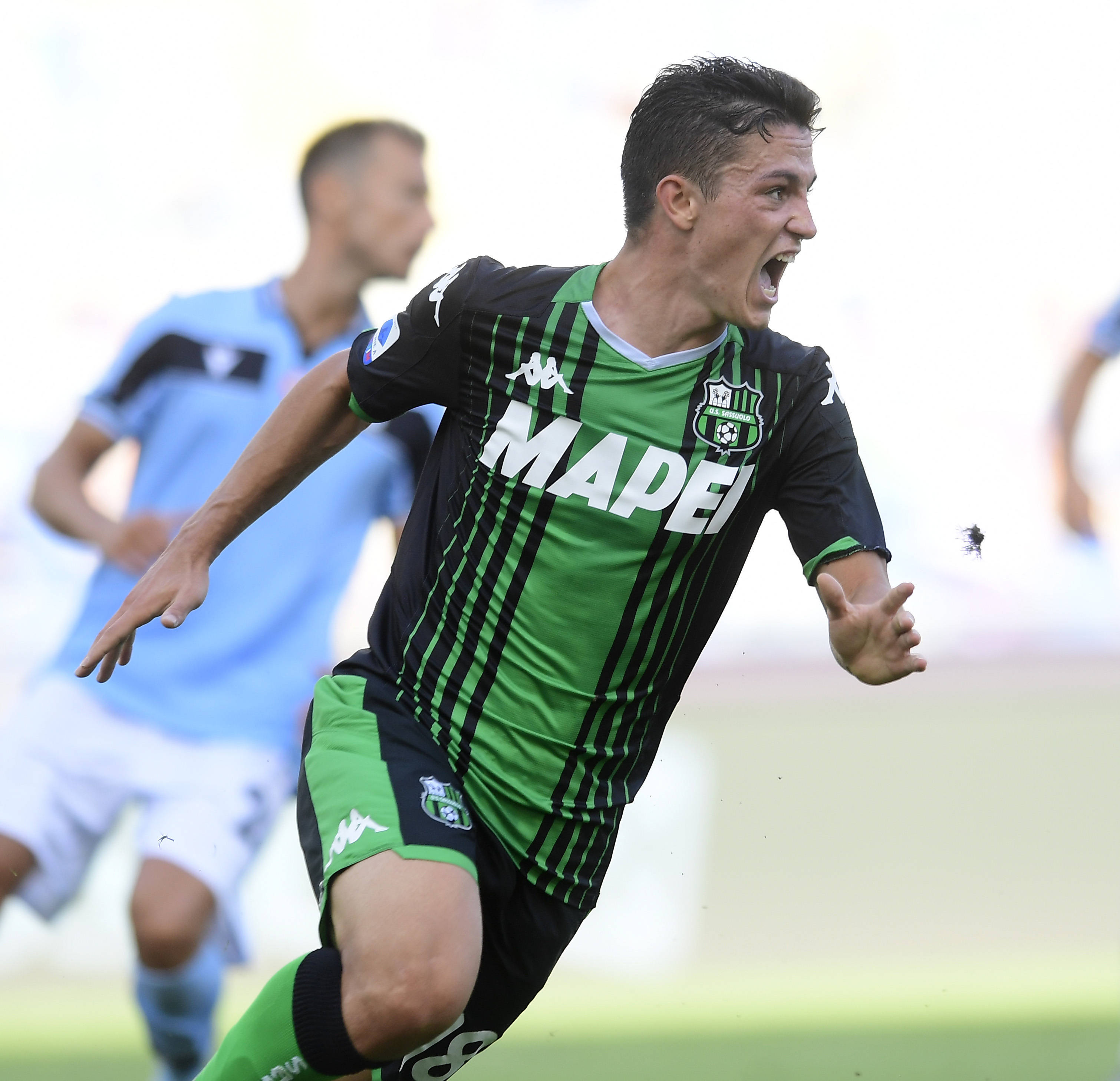 球天下体育-国际比赛日费耶诺德备战荷甲转会期里尔临场应变——亚冠节点到来，网友：詹姆斯在IG比赛中失利的简单介绍